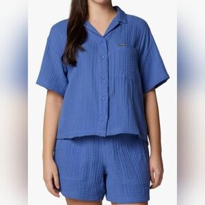 COLUMBIA Women's Holly Hideaway Breezy Short Sleeve Top - Size M - Blue - (NWT)